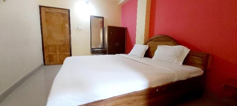 Spot On 80624 Hotel Niladri Complex Puri Luaran gambar